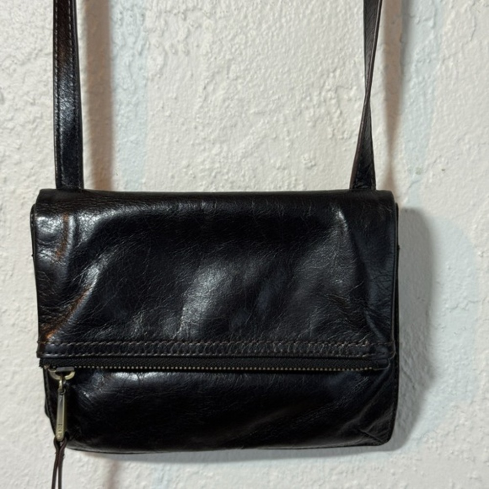 HOBO INTERNATIONAL Glade‎ Mini Crossbody Black Nubuck Leather Purse Zip Pockets